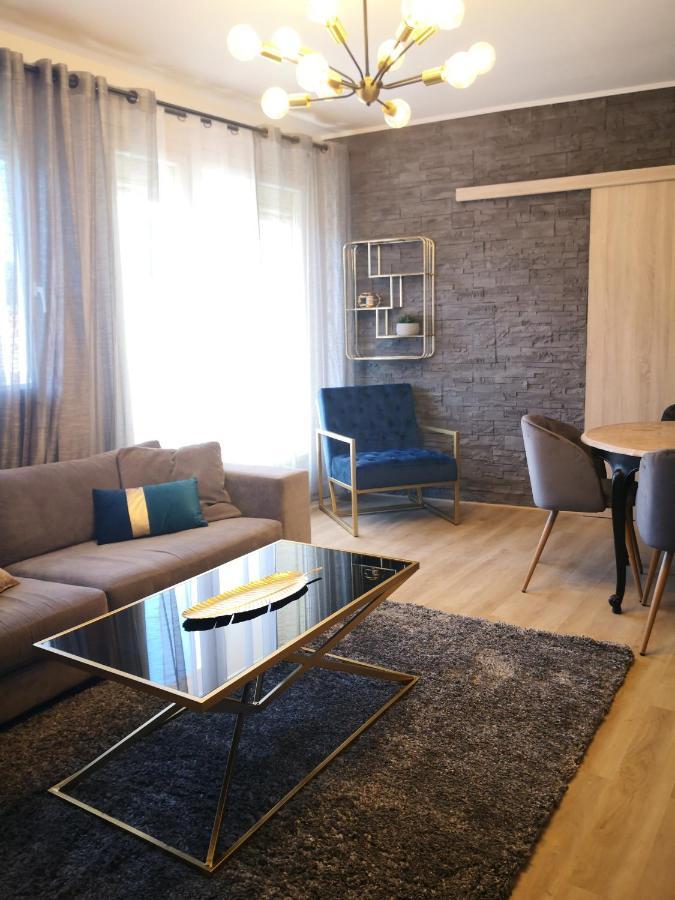 Logement Entier 78 M2, 7 Pers Cosy Et Spacieux Proche Du Centre-Ville Et De La Gare Awinion Zewnętrze zdjęcie